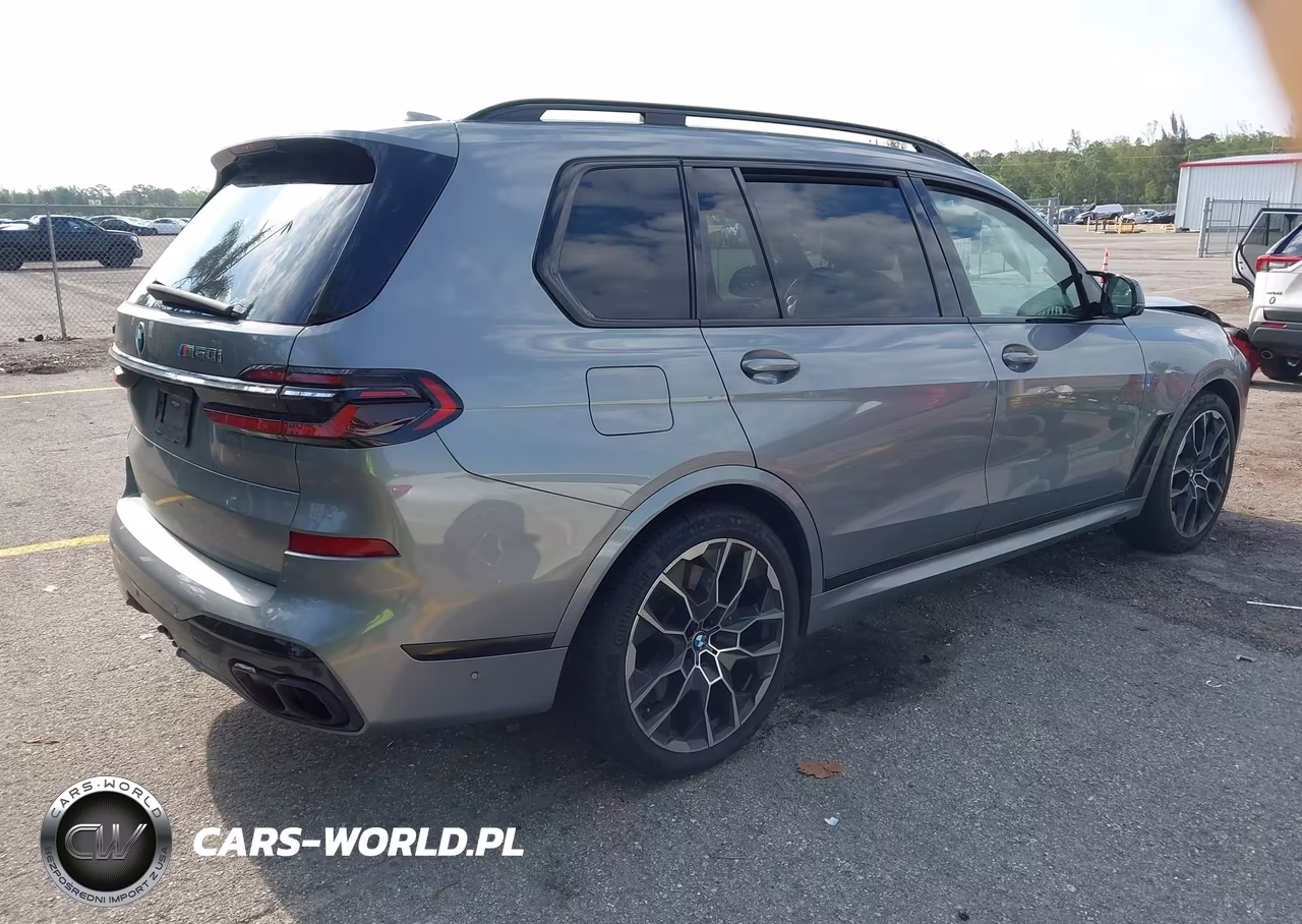 2023 BMW X7 M60I VIN:5UX33EM01P9N55877 - 4