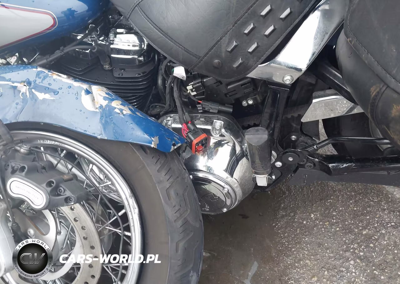2023 Harley-Davidson Flhcs VIN:1HD1YBK16PB040997 - 9