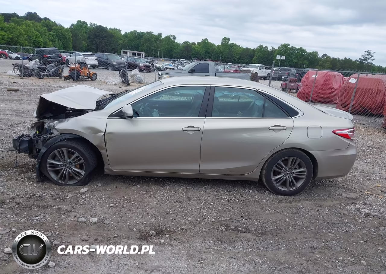 2016 Toyota Camry Se VIN:4T1BF1FKXGU167728 - 14