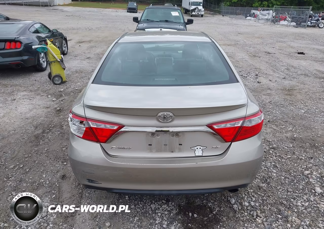 2016 Toyota Camry Se VIN:4T1BF1FKXGU167728 - 16