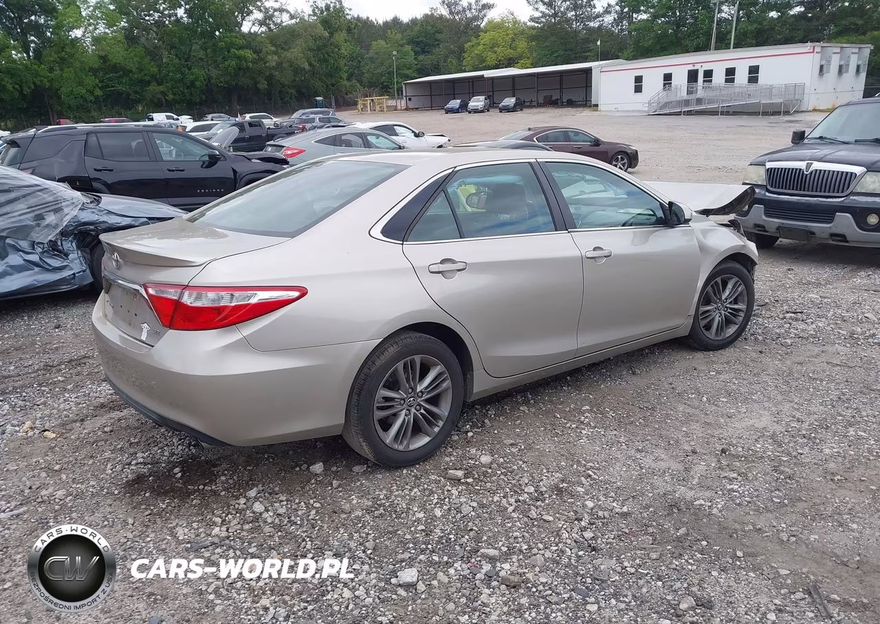 2016 Toyota Camry Se VIN:4T1BF1FKXGU167728 - 4