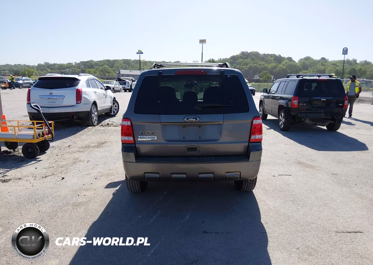 2010 Ford Escape Xlt VIN:1FMCU0D75AKD37872 - 15