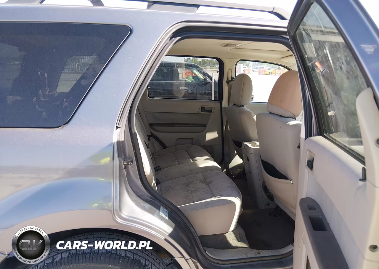 2010 Ford Escape Xlt VIN:1FMCU0D75AKD37872 - 8