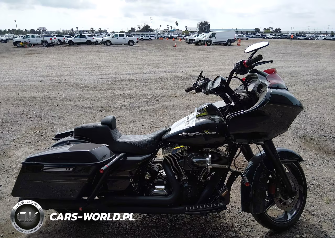 2016 Harley-Davidson Fltrxs Road Glide Special VIN:1HD1KTM37GB641860 - 11