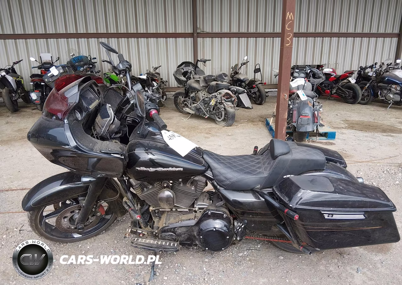 2016 Harley-Davidson Fltrxs Road Glide Special VIN:1HD1KTM37GB641860 - 12