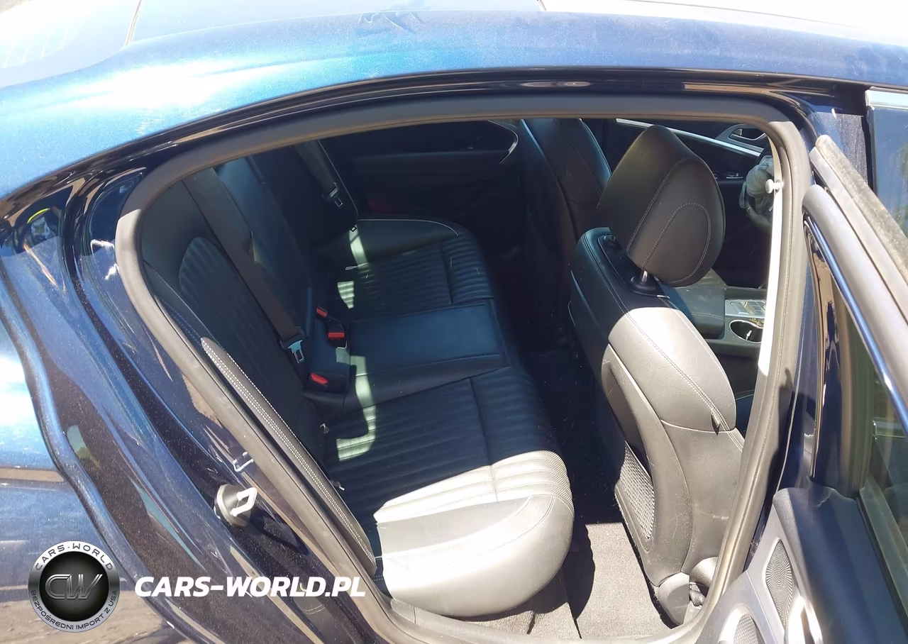 2020 Genesis G70 2.0T Rwd VIN:KMTG34LAXLU053367 - 8