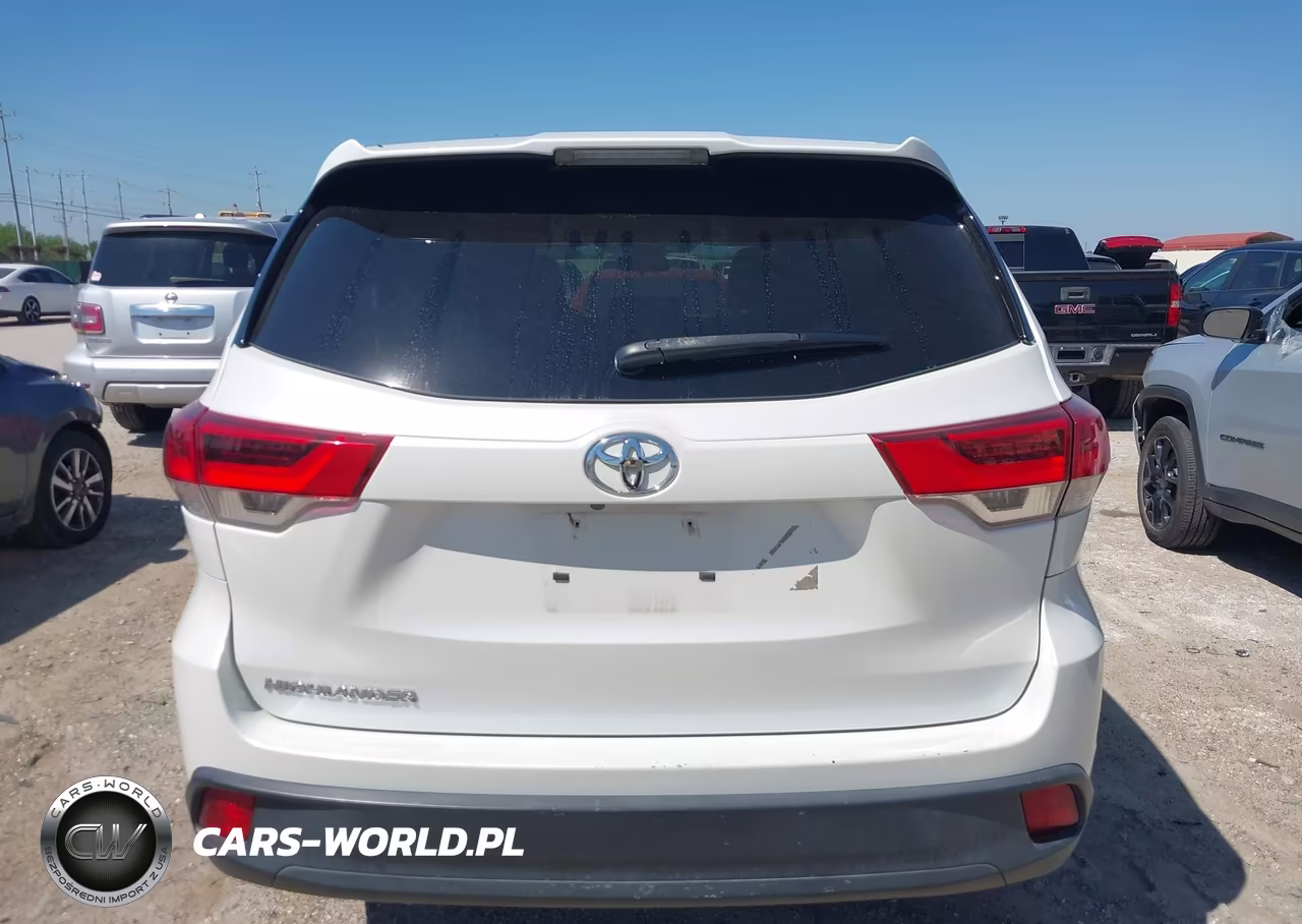 2019 Toyota Highlander Le VIN:5TDZARFH6KS053081 - 16