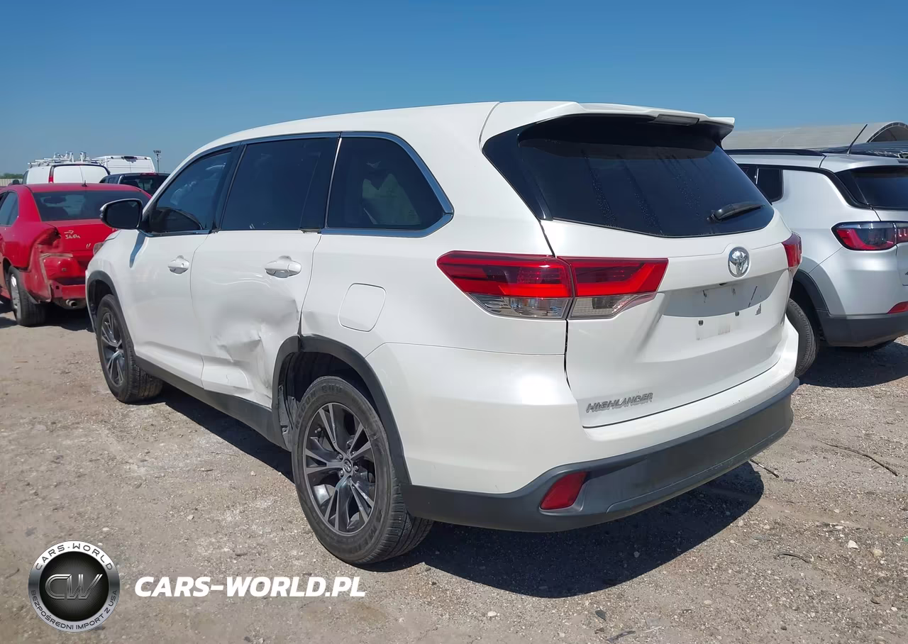 2019 Toyota Highlander Le VIN:5TDZARFH6KS053081 - 3