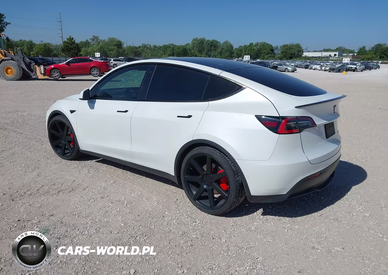 2020 Tesla Model Y Long Range Dual Motor All-Wheel Drive-Performance Dual Motor All-Wheel Drive VIN:5YJYGDEFXLF039994 - 3