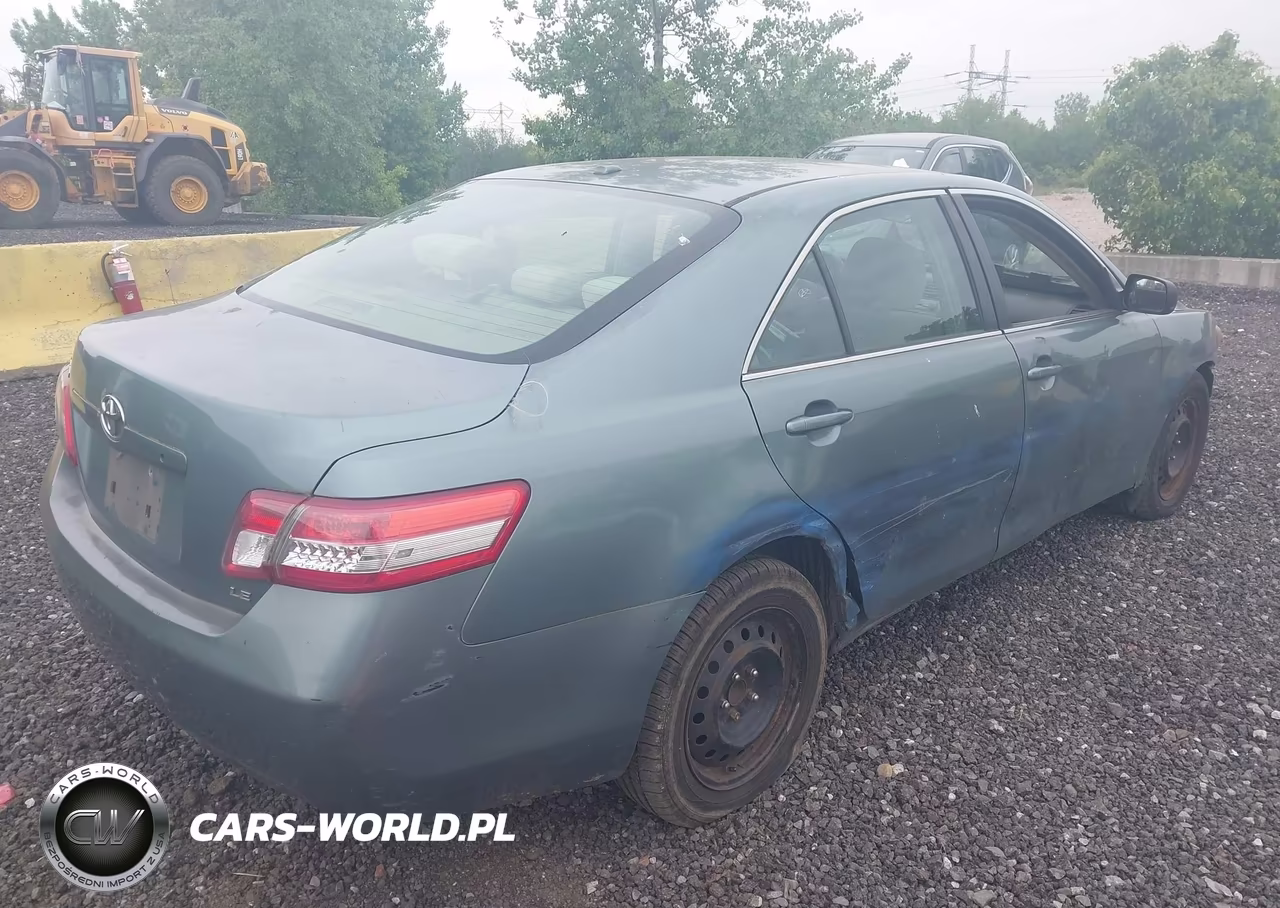 2010 Toyota Camry Le VIN:4T1BF3EK4AU579342 - 4