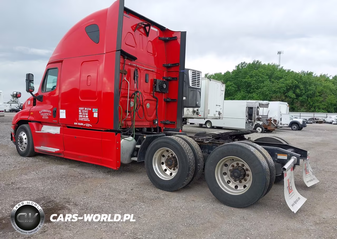 2017 Freightliner Cascadia 125 VIN:3AKJGLDR7HSGH0810 - 3