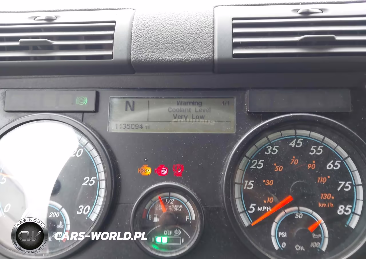 2017 Freightliner Cascadia 125 VIN:3AKJGLDR7HSGH0810 - 5