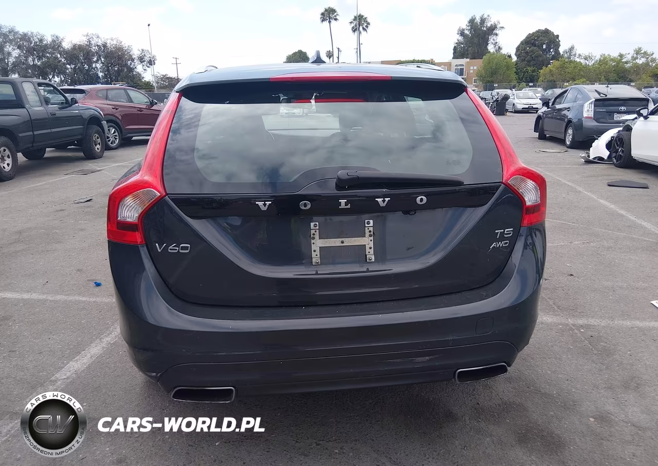 2015 Volvo V60 T5 Premier Plus VIN:YV1612SC5F1207152 - 16