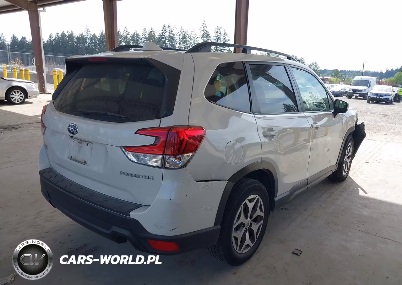 2021 Subaru Forester Premium VIN:JF2SKAFC0MH519505 - 4