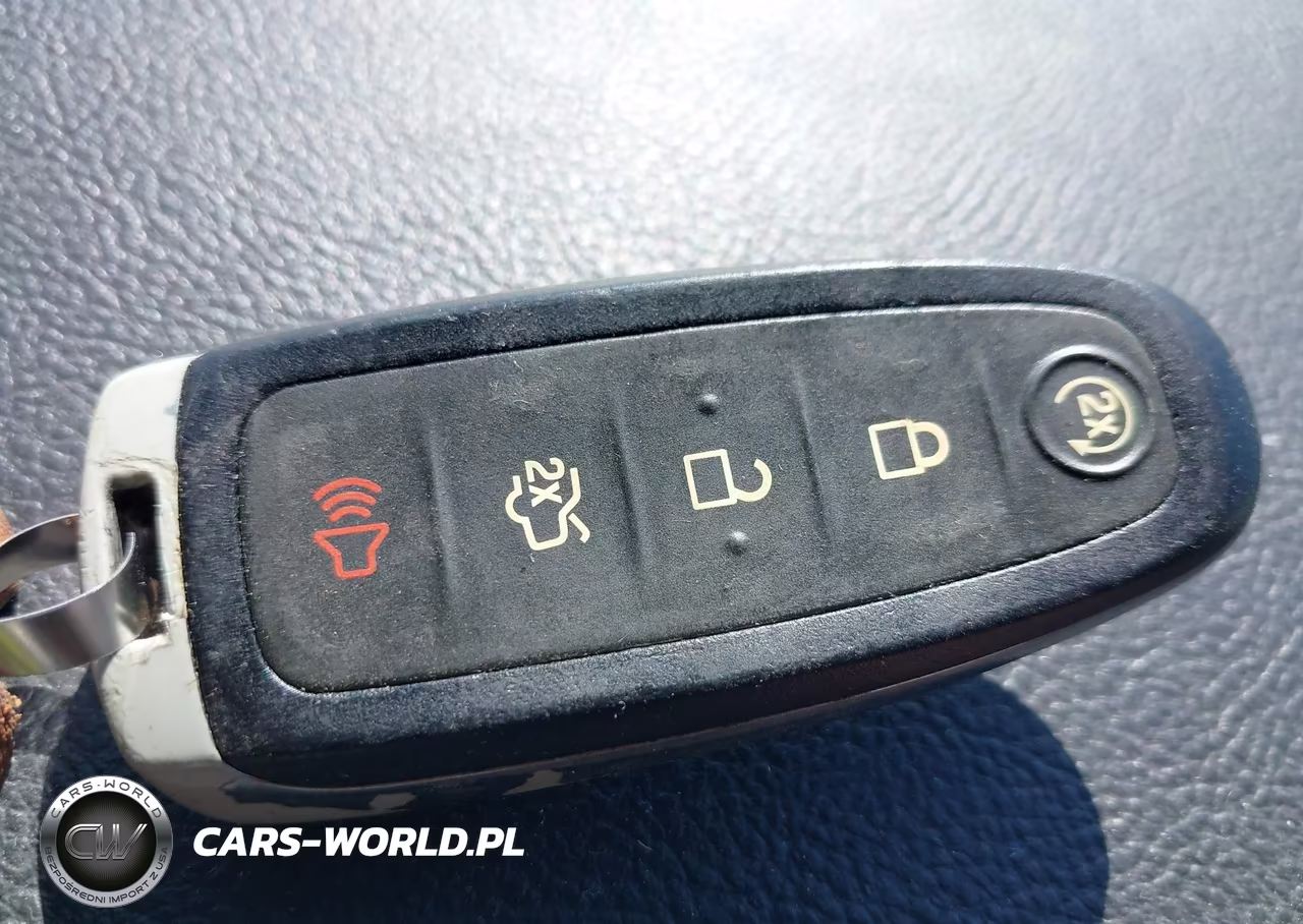 2015 Ford Taurus Sel VIN:1FAHP2E95FG137944 - 11