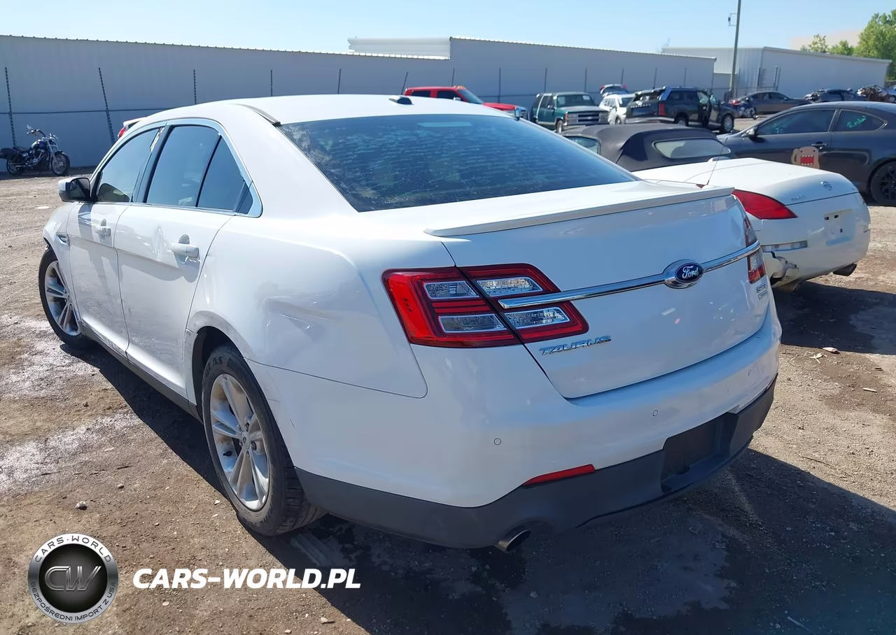 2015 Ford Taurus Sel VIN:1FAHP2E95FG137944 - 3