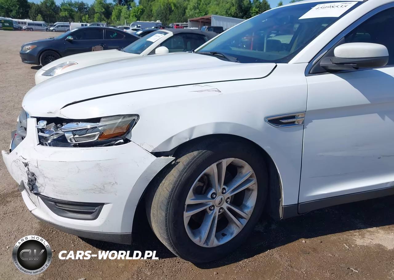 2015 Ford Taurus Sel VIN:1FAHP2E95FG137944 - 6