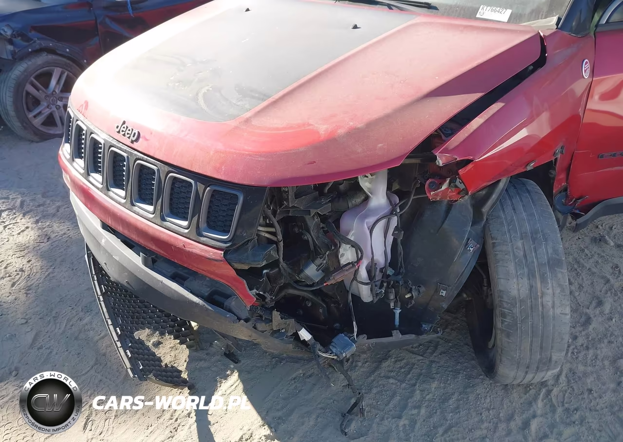 2019 Jeep Compass Trailhawk 4X4 VIN:3C4NJDDB1KT766427 - 6