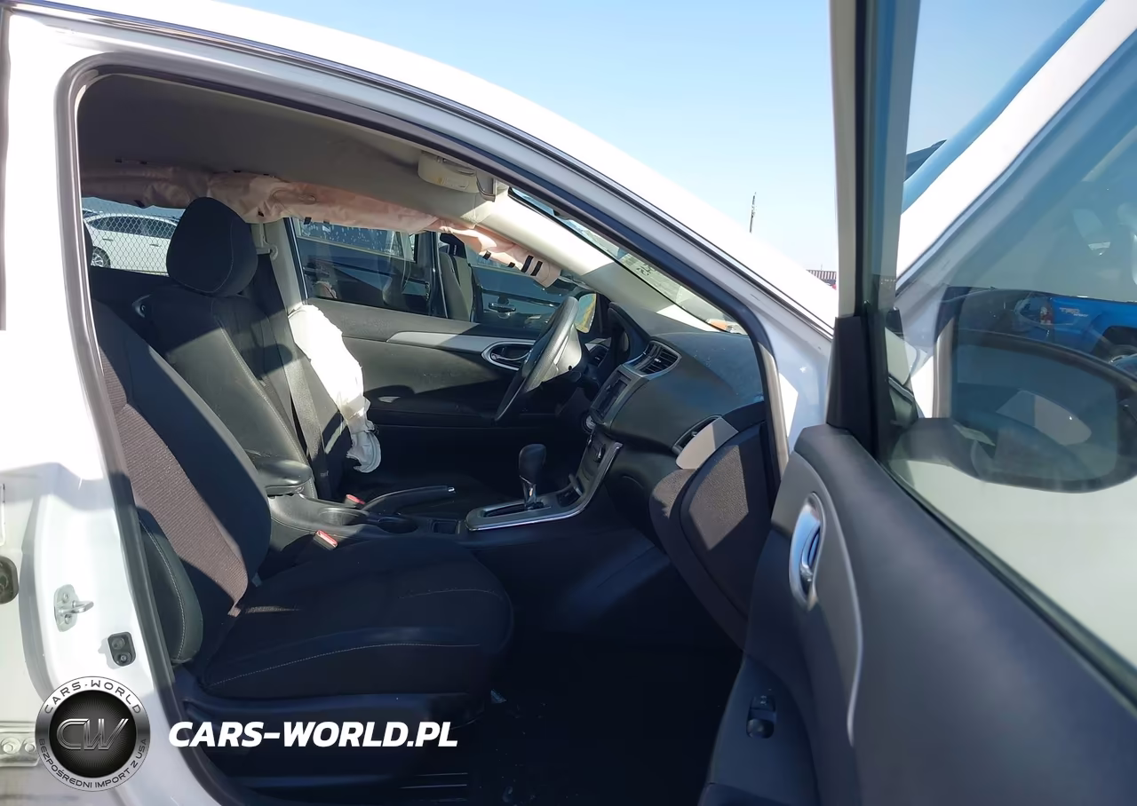 2015 Nissan Sentra S VIN:3N1AB7AP3FY368466 - 5