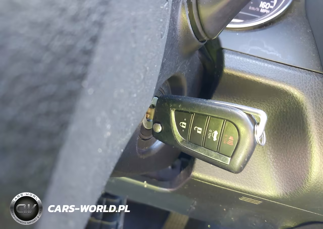 2018 Toyota Camry Se VIN:4T1B11HK0JU575013 - 11