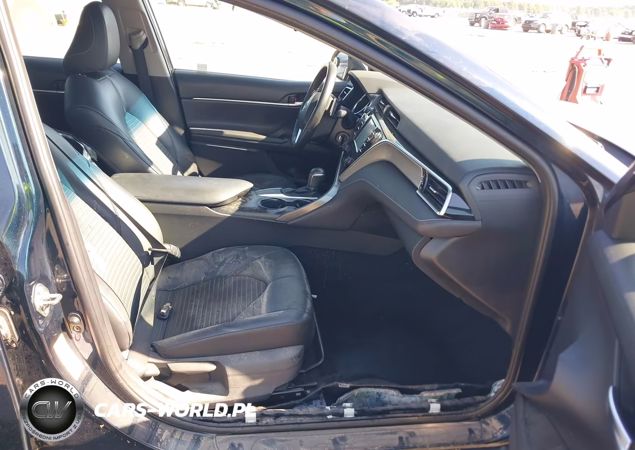 2018 Toyota Camry Se VIN:4T1B11HK0JU575013 - 5
