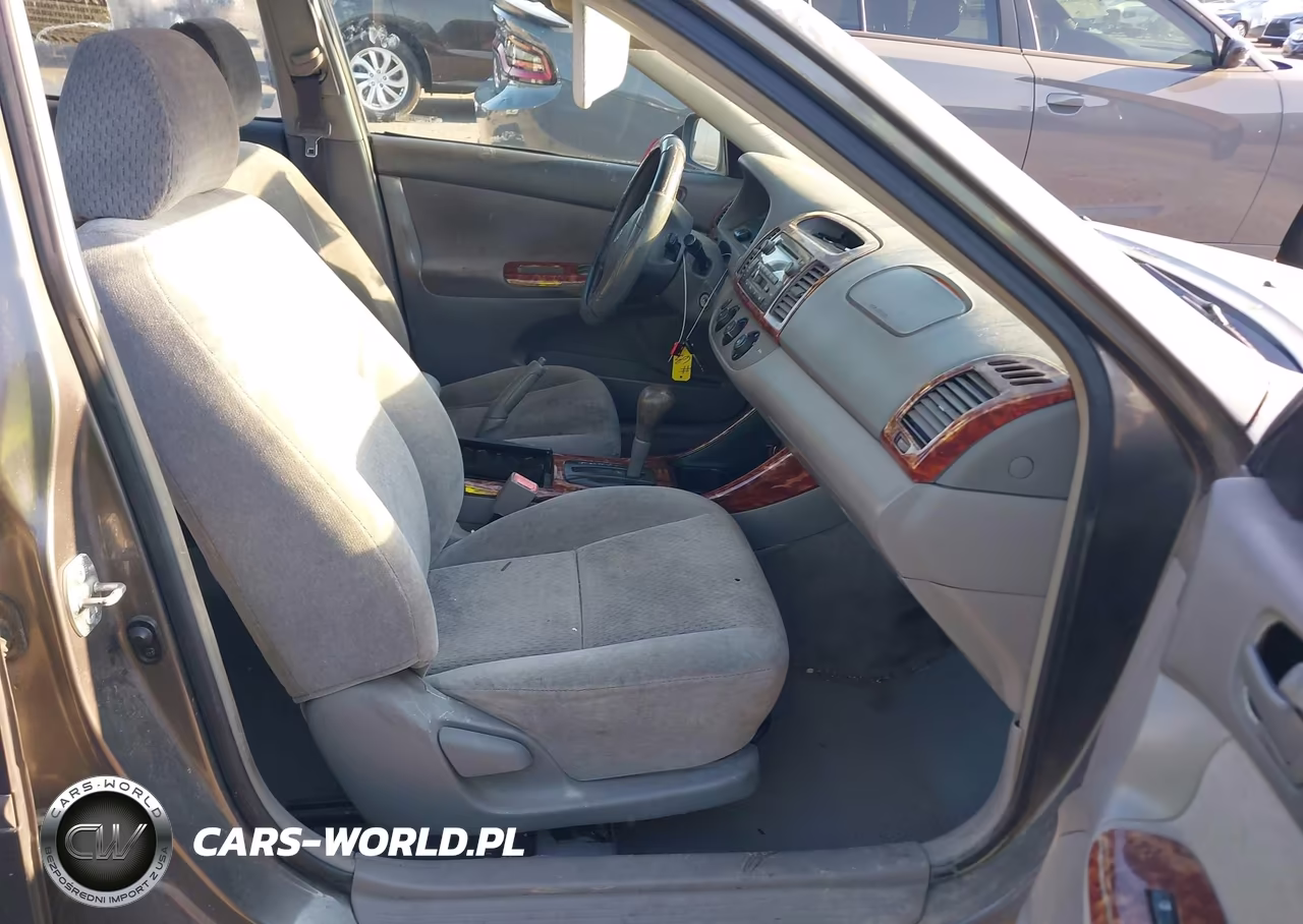 2002 Toyota Camry Le V6 VIN:4T1BF32K52U517552 - 5
