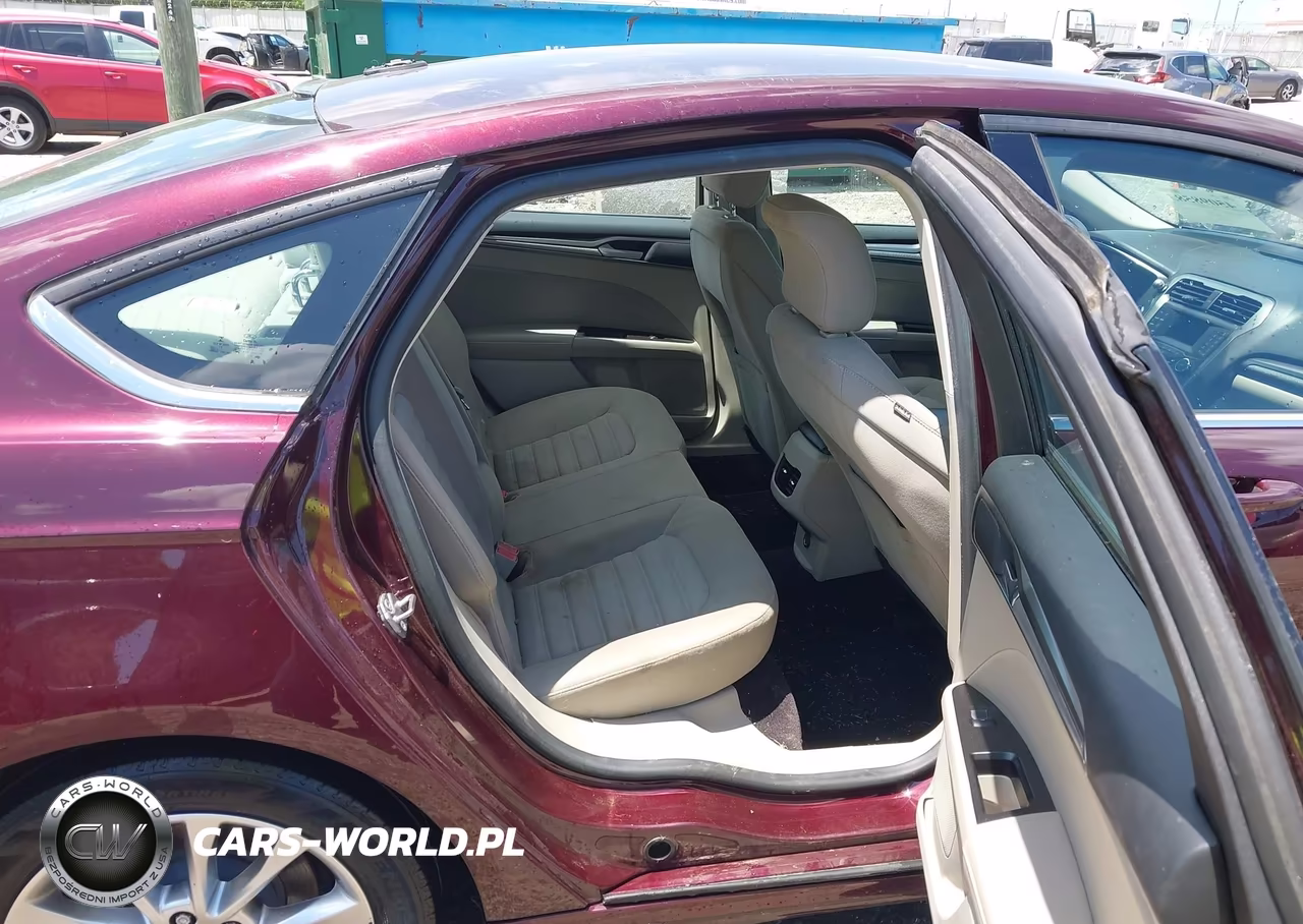 2017 Ford Fusion Se VIN:3FA6P0H77HR174575 - 8