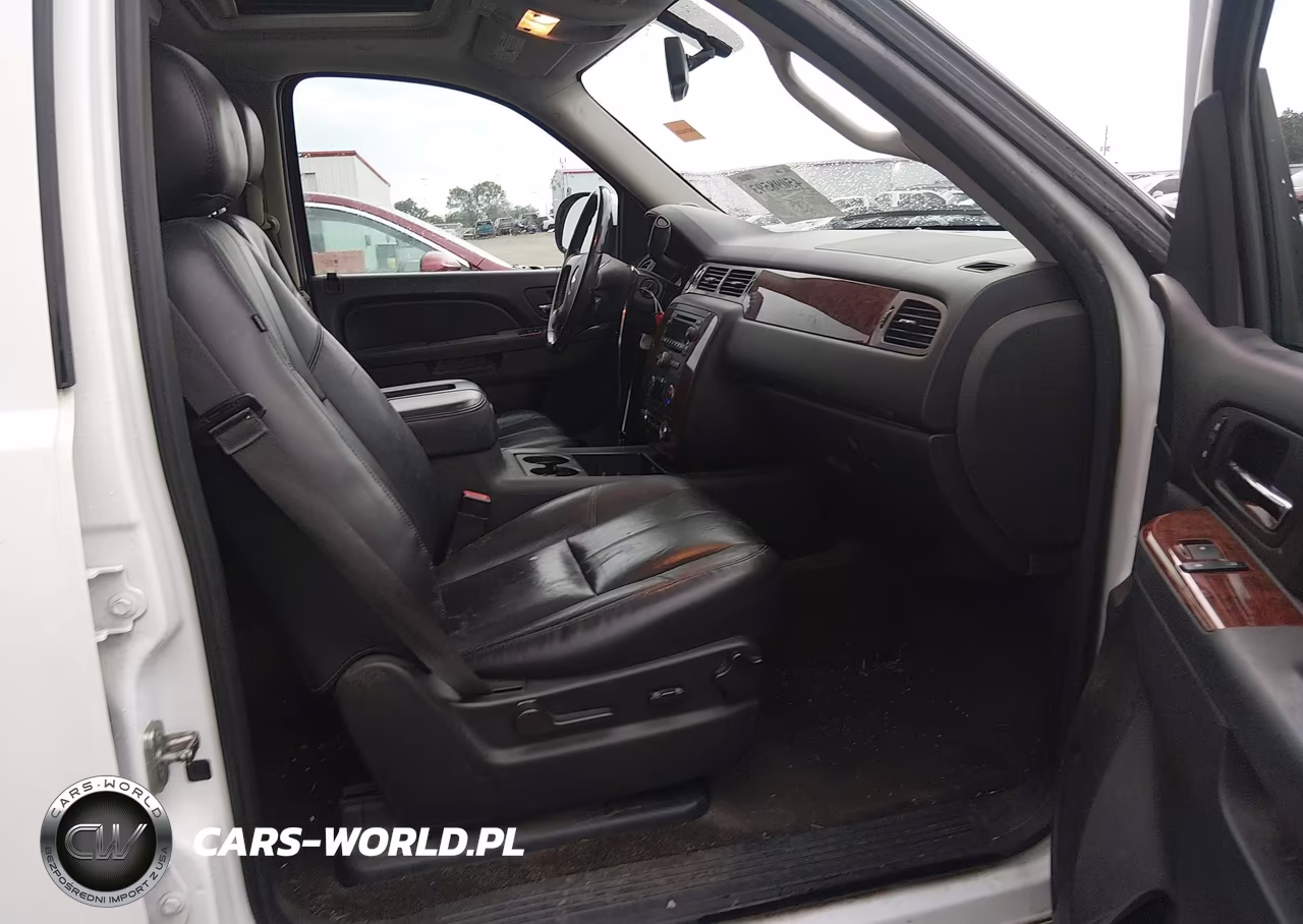 2014 Chevrolet Tahoe Lt VIN:1GNSCBE09ER247564 - 5
