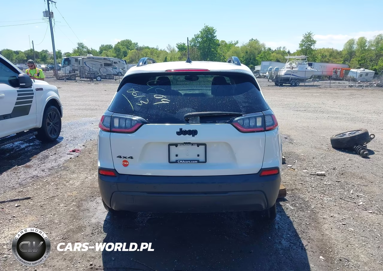 2021 Jeep Cherokee Altitude 4X4 VIN:1C4PJMLB0MD105619 - 16