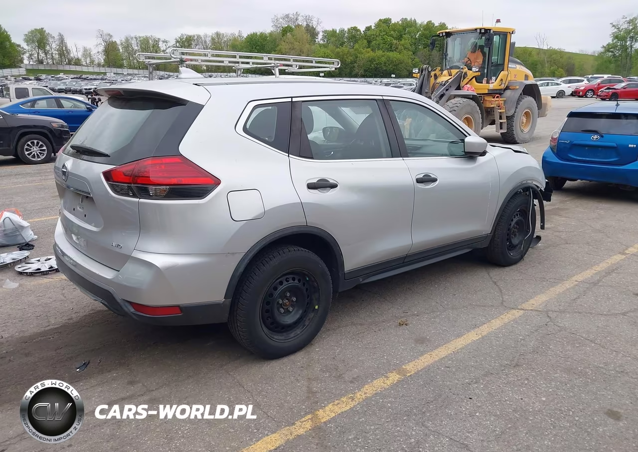 2017 Nissan Rogue S VIN:KNMAT2MV7HP545354 - 4
