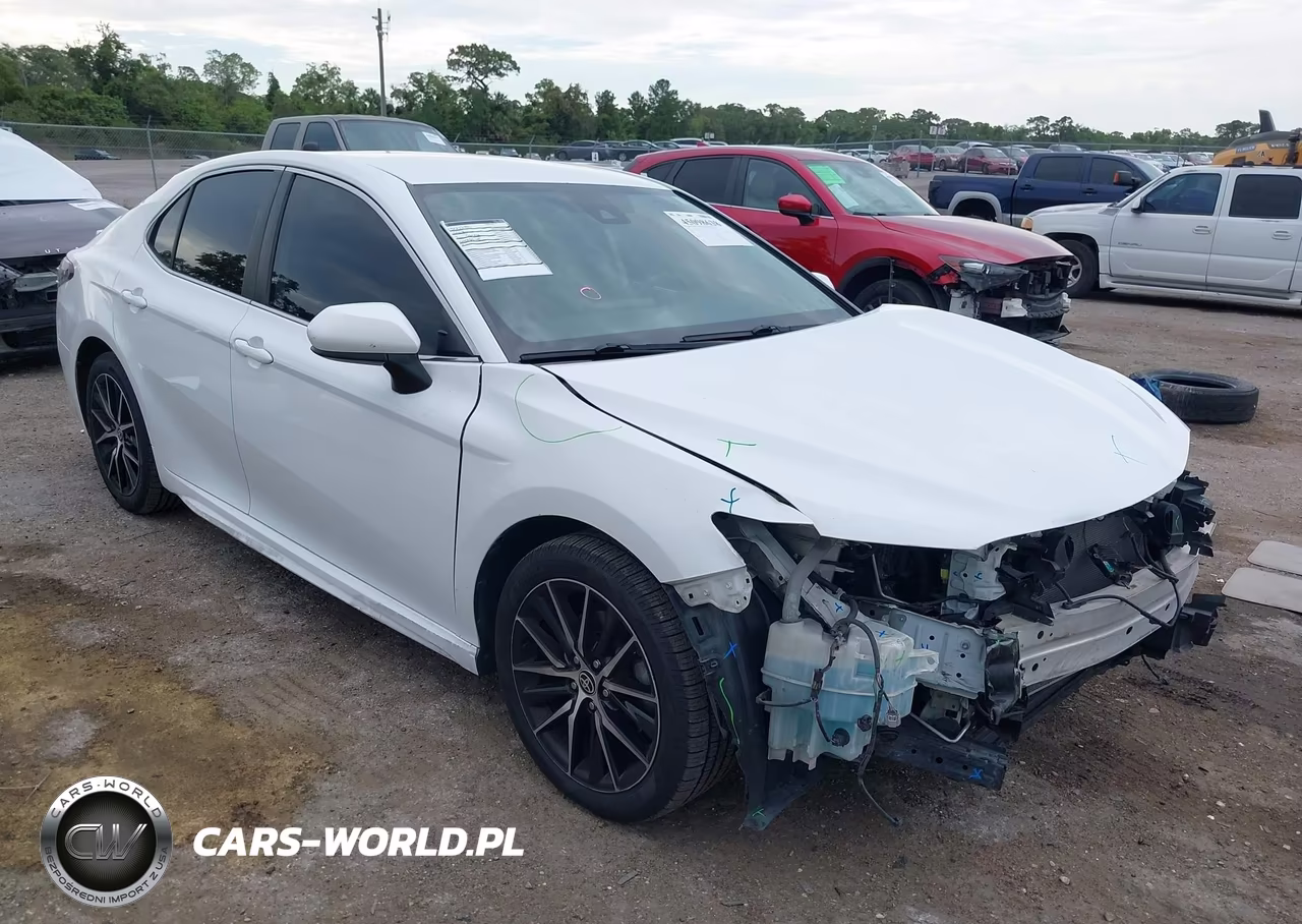 2021 Toyota Camry Se – zdjęcie 1 z 16