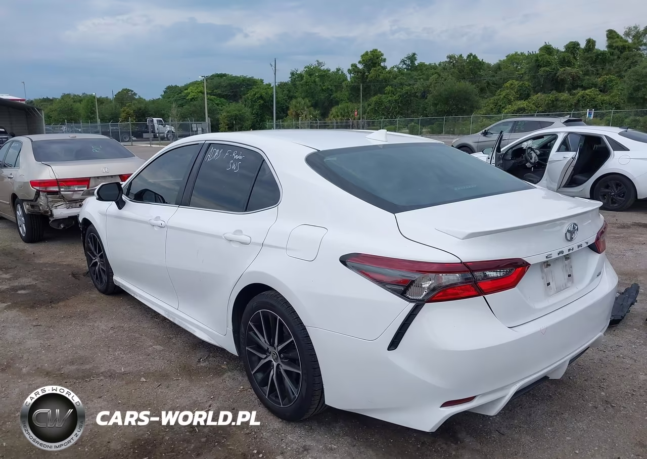 2021 Toyota Camry Se VIN:4T1G11AK0MU411121 - 3