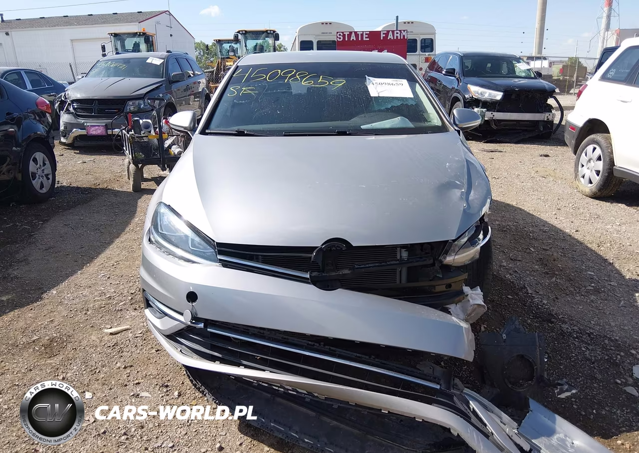 2018 Volkswagen Golf VIN:3VWG17AU2JM255475 - 12