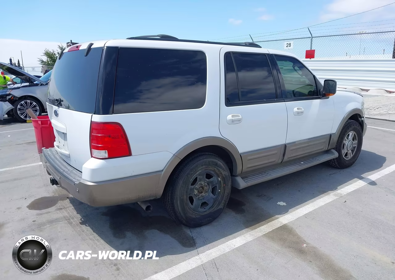 2004 Ford Expedition Eddie Bauer VIN:1FMPU17L84LA65882 - 4