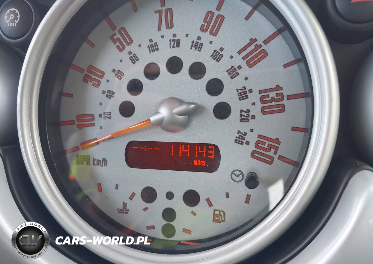 2005 Mini Cooper VIN:WMWRC33435TC58338 - 16