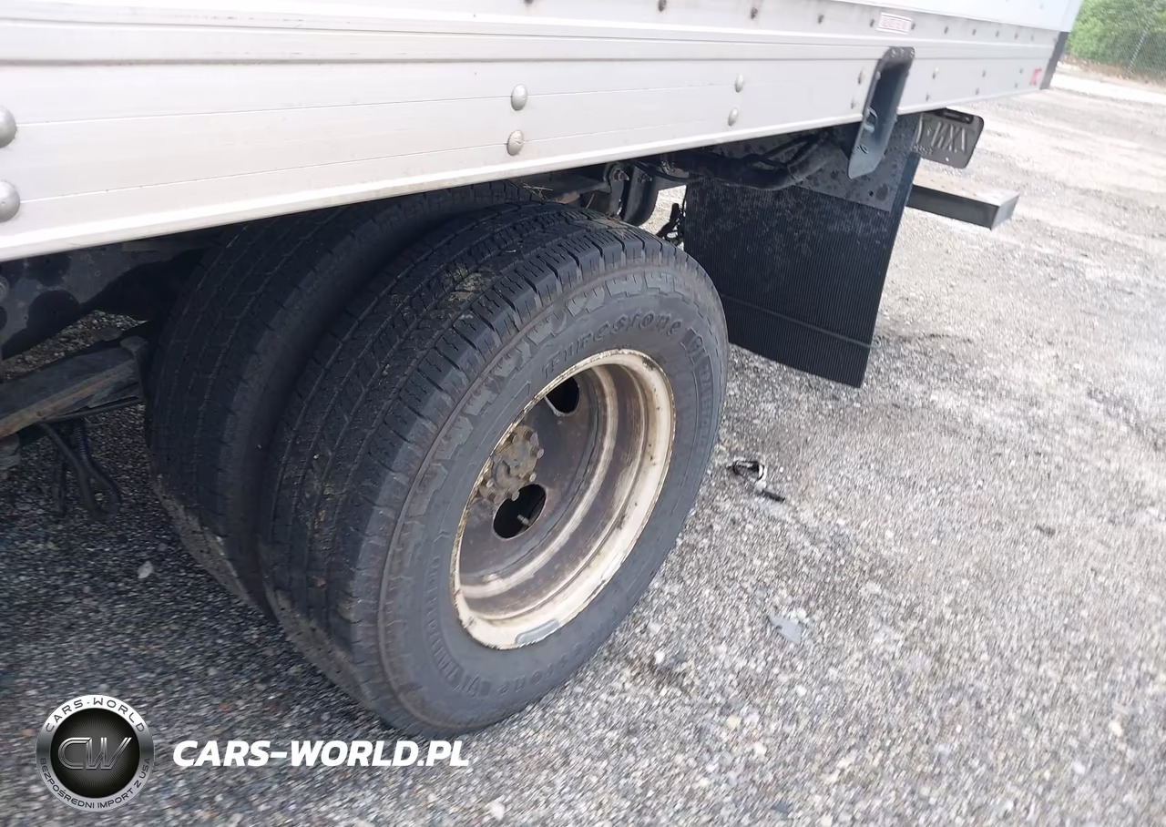 2022 Ford E-350 Cutaway VIN:1FDWE3FK0NDC05609 - 11