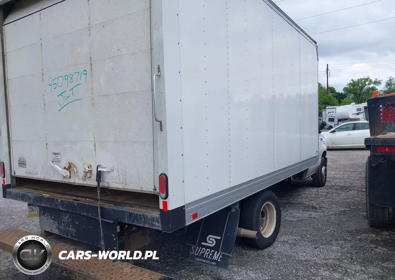 2022 Ford E-350 Cutaway VIN:1FDWE3FK0NDC05609 - 4