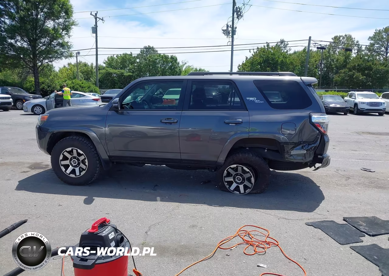 2020 Toyota 4Runner Trd Off Road Premium VIN:JTEBU5JR1L5836488 - 14
