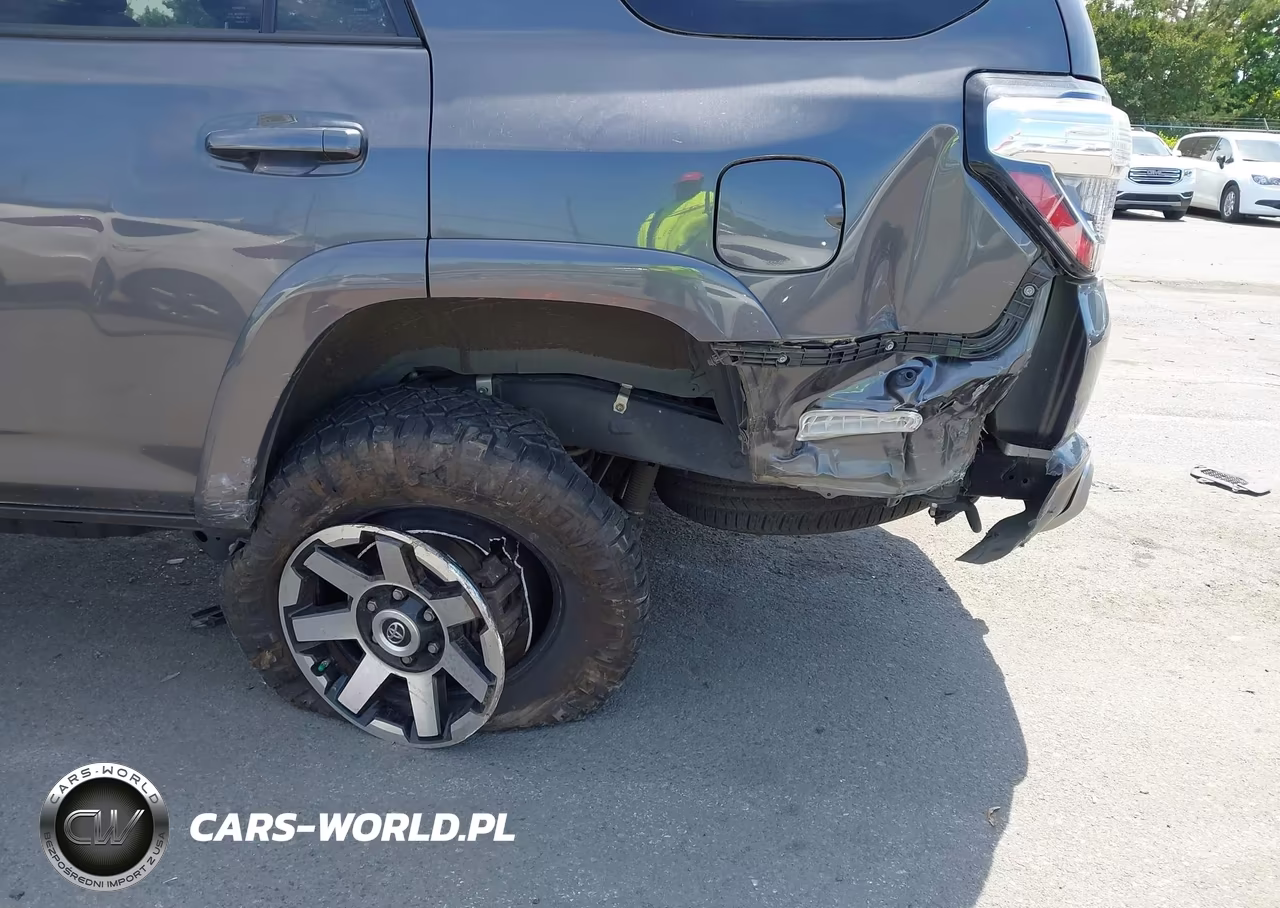 2020 Toyota 4Runner Trd Off Road Premium VIN:JTEBU5JR1L5836488 - 6