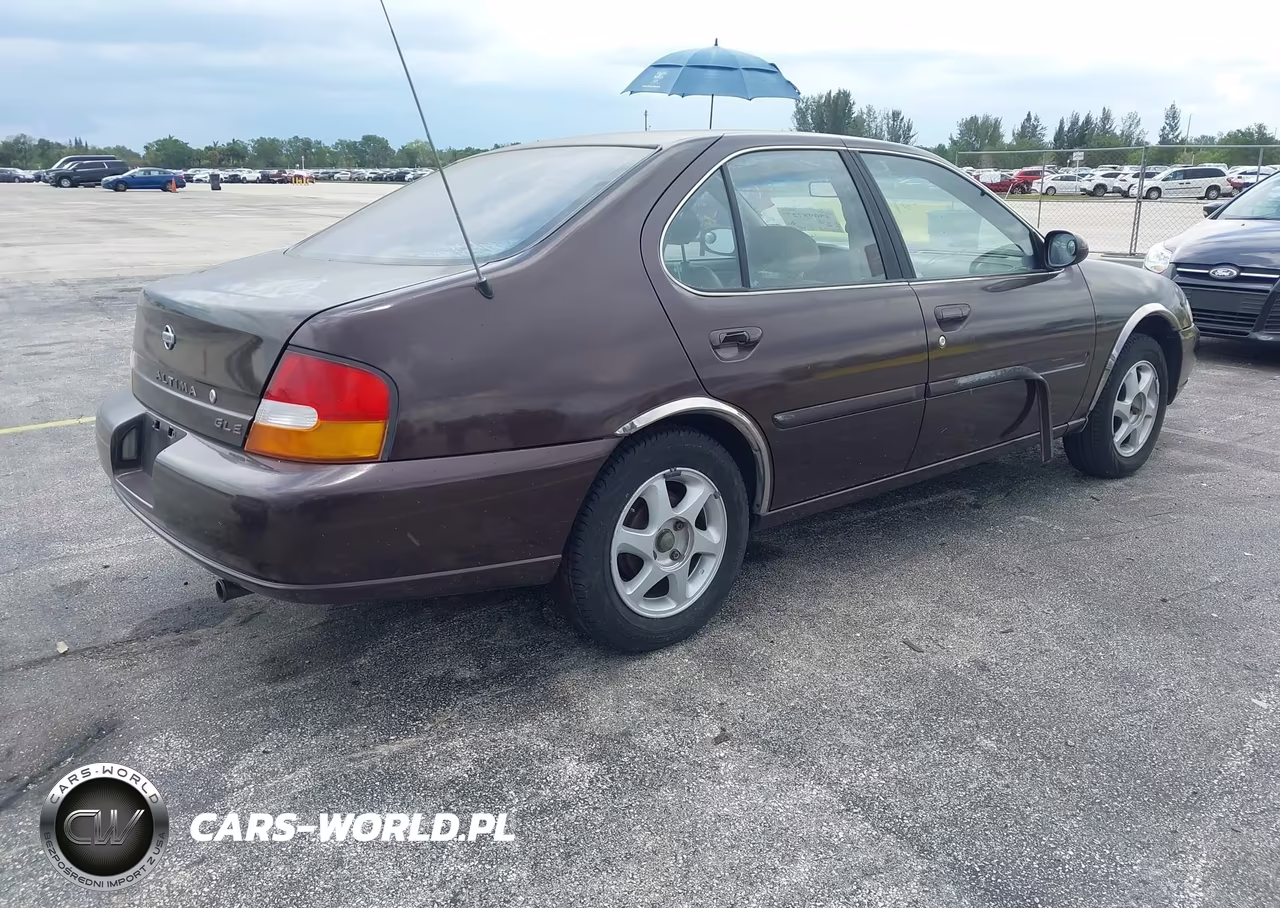 1998 Nissan Altima Gle-Gxe-Se-Xe VIN:1N4DL01D9WC262638 - 4