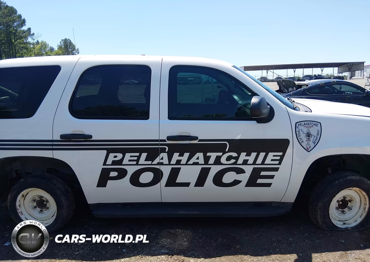 2014 Chevrolet Tahoe Commercial Fleet VIN:1GNLC2E04ER150602 - 14