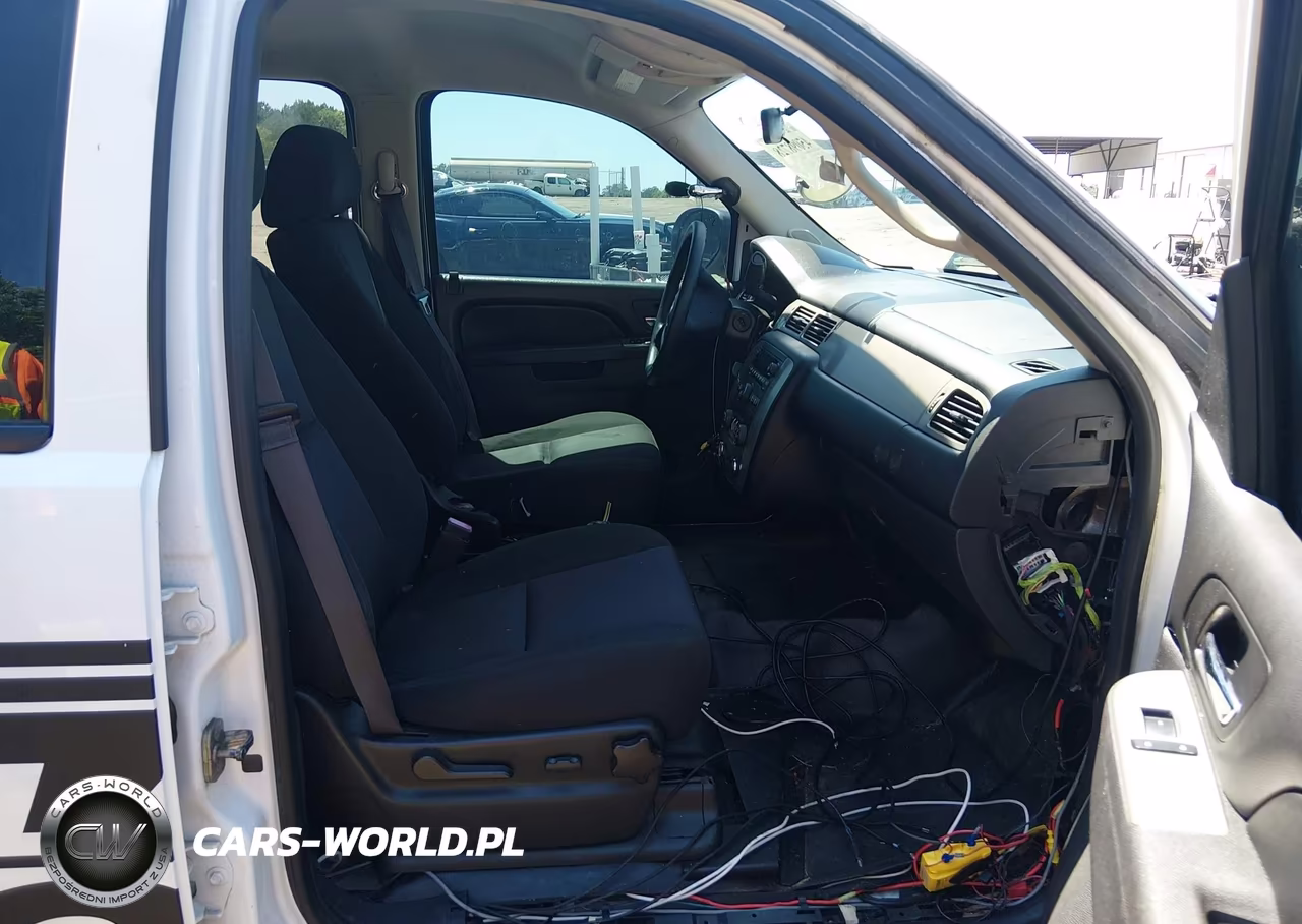 2014 Chevrolet Tahoe Commercial Fleet VIN:1GNLC2E04ER150602 - 5