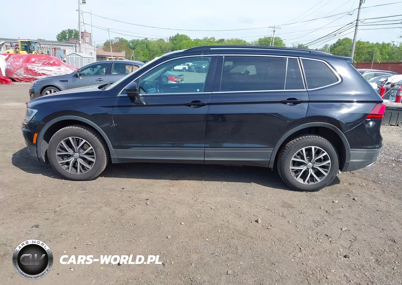 2019 Volkswagen Tiguan 2.0T Se-2.0T Sel-2.0T Sel R-Line-2.0T Sel R-Line Black VIN:3VV2B7AX7KM055053 - 17