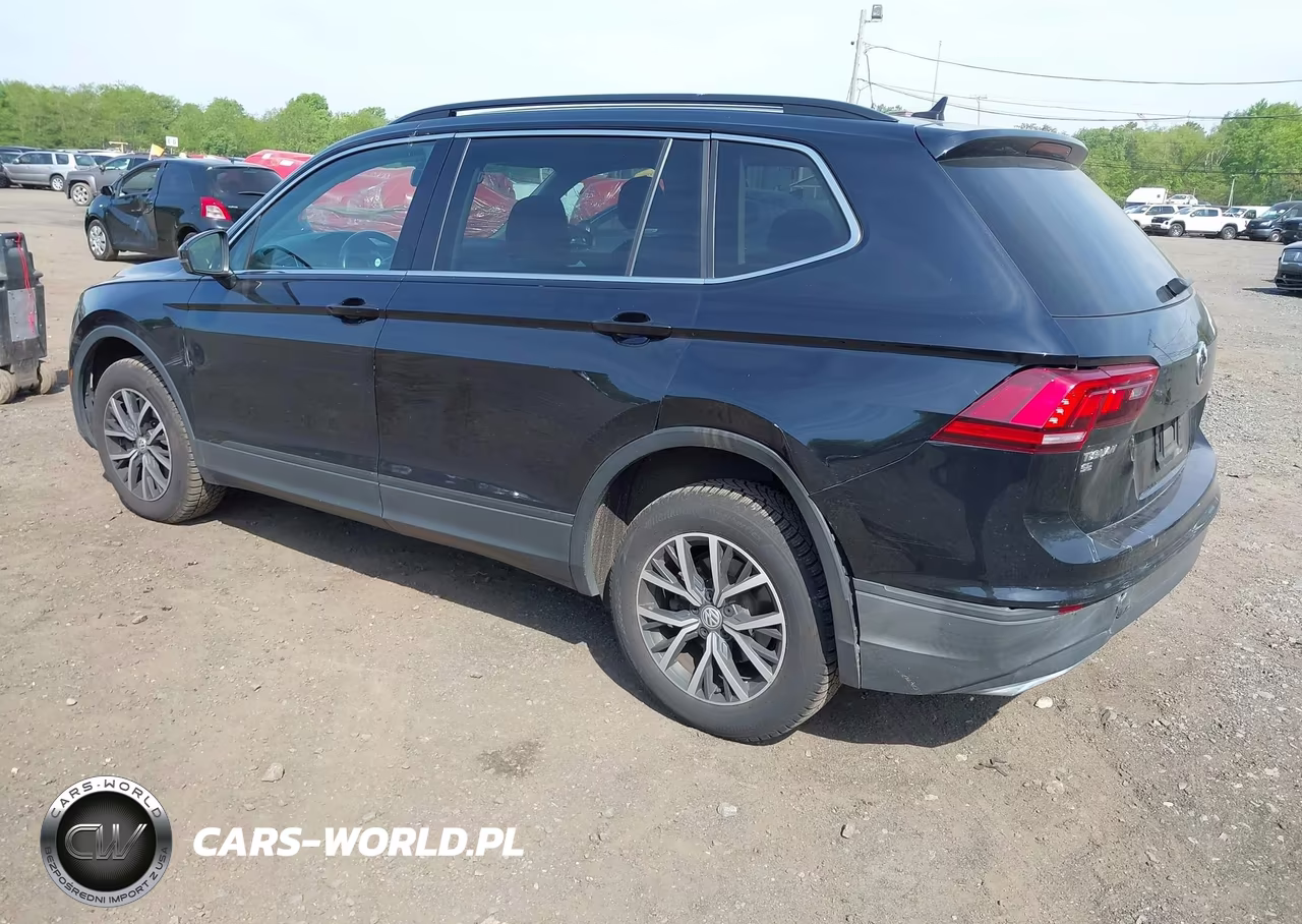 2019 Volkswagen Tiguan 2.0T Se-2.0T Sel-2.0T Sel R-Line-2.0T Sel R-Line Black VIN:3VV2B7AX7KM055053 - 3
