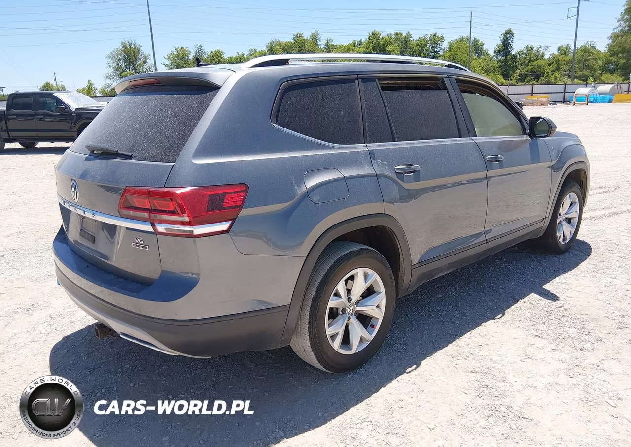 2018 Volkswagen Atlas 3.6L V6 Launch Edition VIN:1V2HR2CA7JC510921 - 4