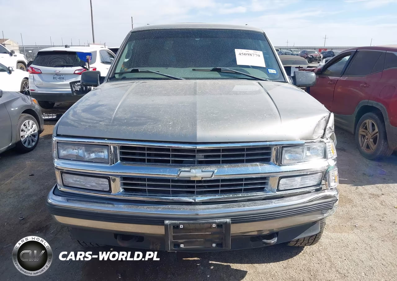 1999 Chevrolet Tahoe VIN:3GNEK18R8XG207211 - 12