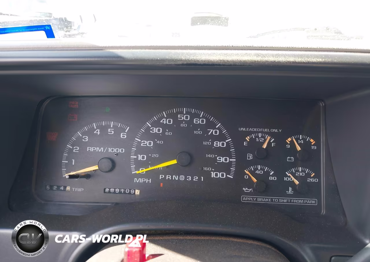 1999 Chevrolet Tahoe VIN:3GNEK18R8XG207211 - 7
