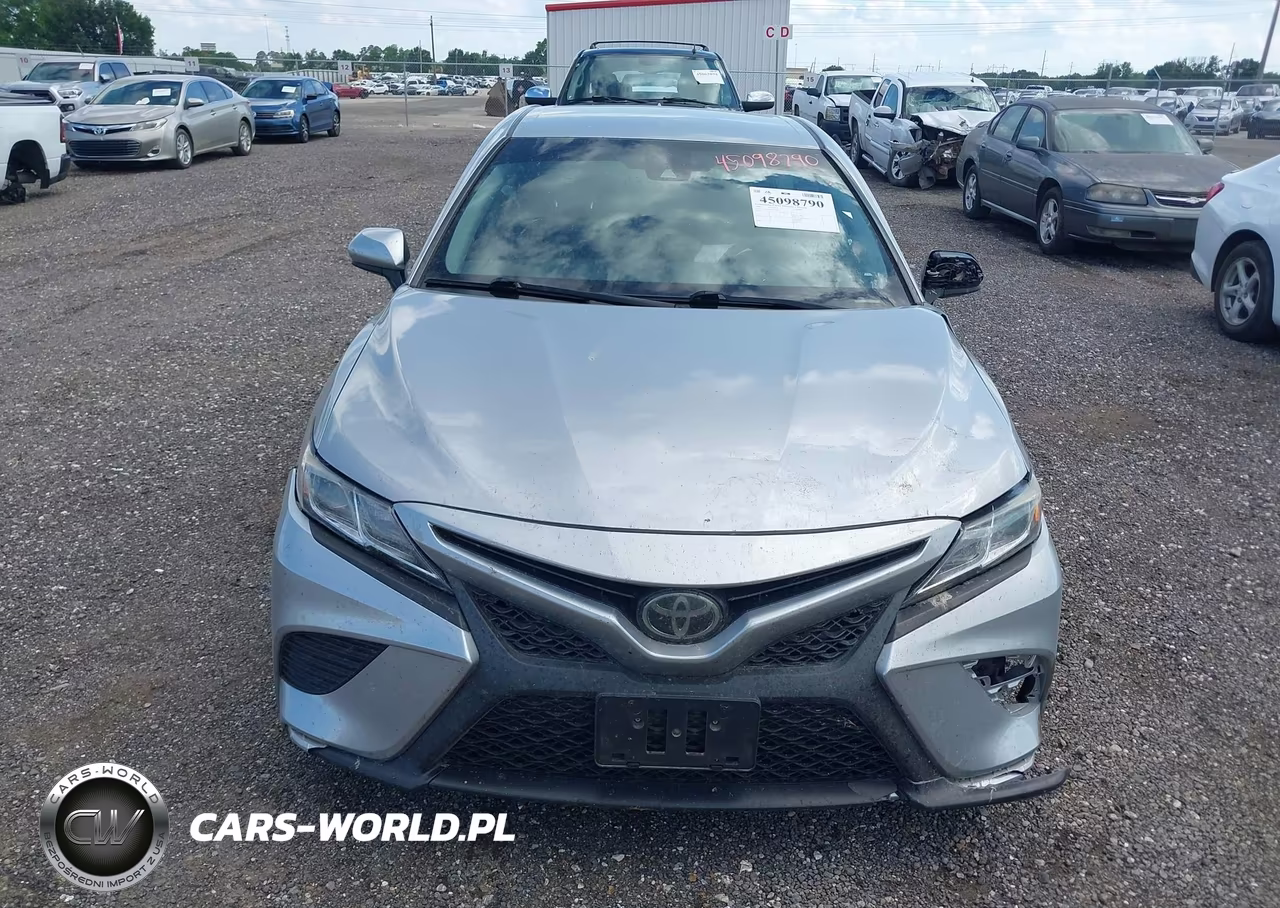 2020 Toyota Camry Se VIN:4T1G11AK0LU951499 - 13