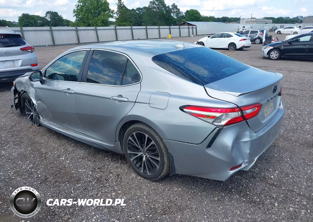 2020 Toyota Camry Se VIN:4T1G11AK0LU951499 - 3