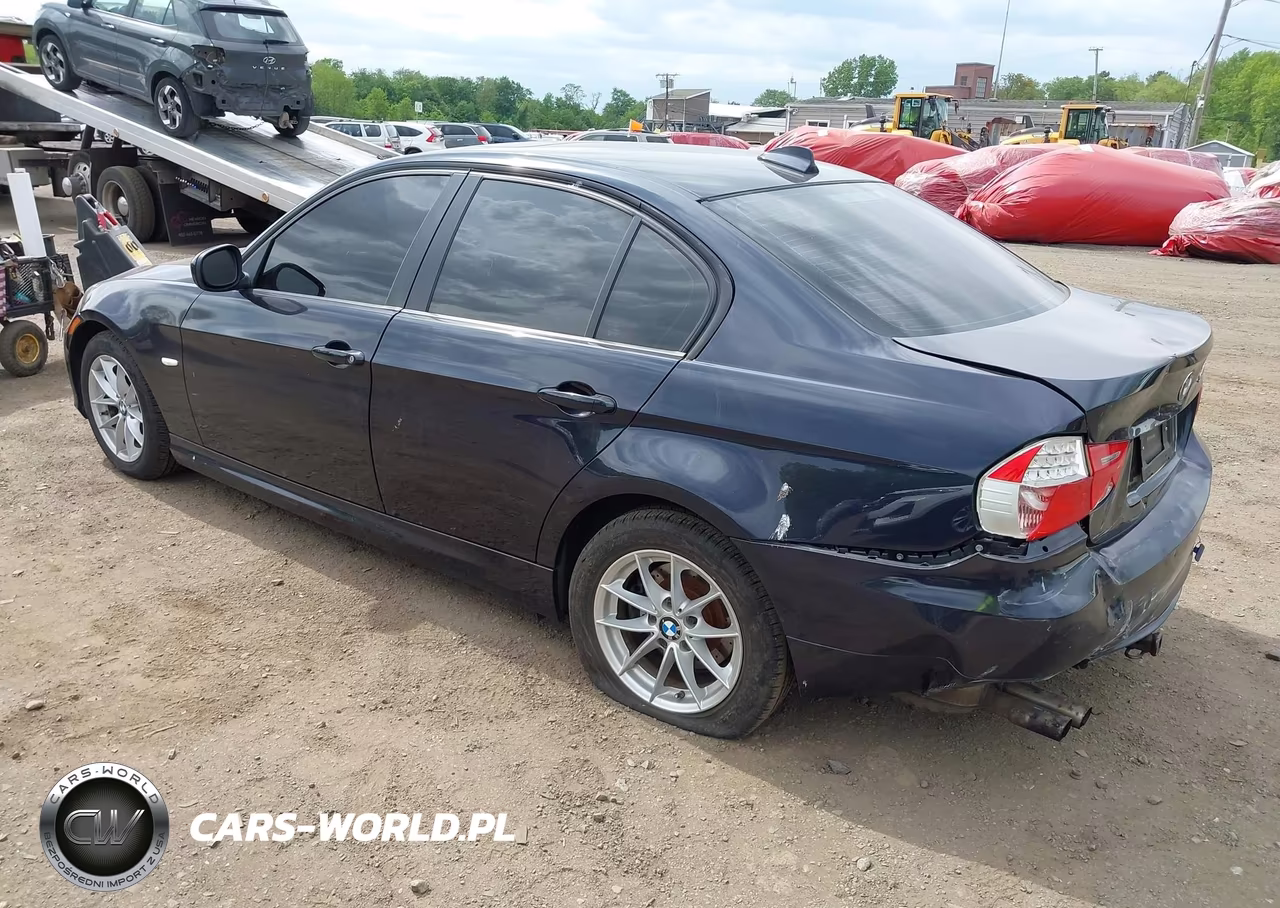 2010 BMW 328I VIN:WBAPH5C5XAA439811 - 3
